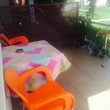 Lara Apart アパートホテル *