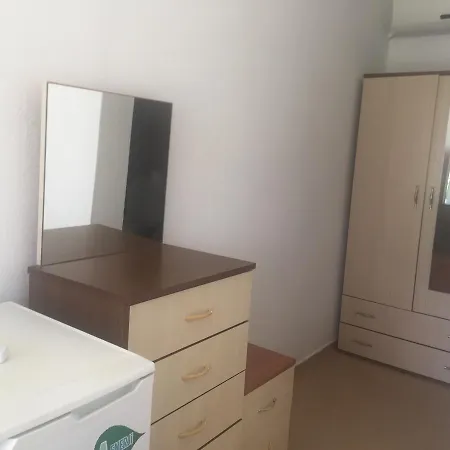 Lara Apart パラムップク